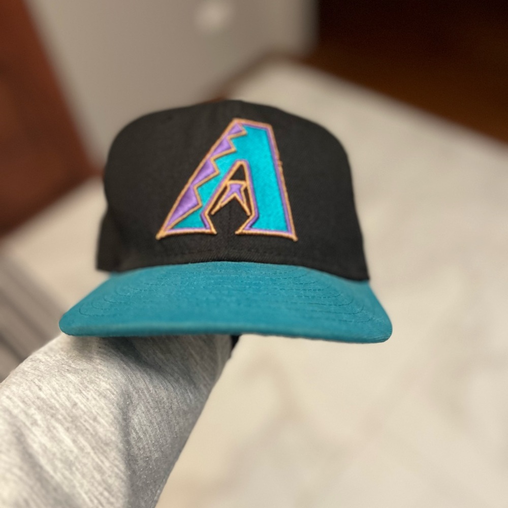 Vintage New Era Arizona Diamondbacks Fitted Hat Size 7 3/8